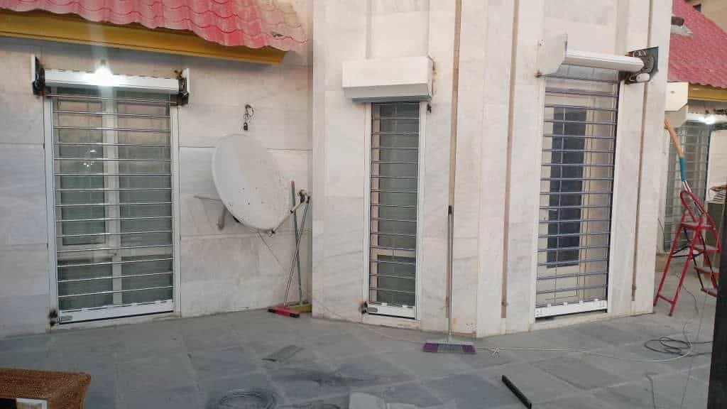 Electric shutters in Go Motel: installation, sale and specialized repair with Aria Darb
